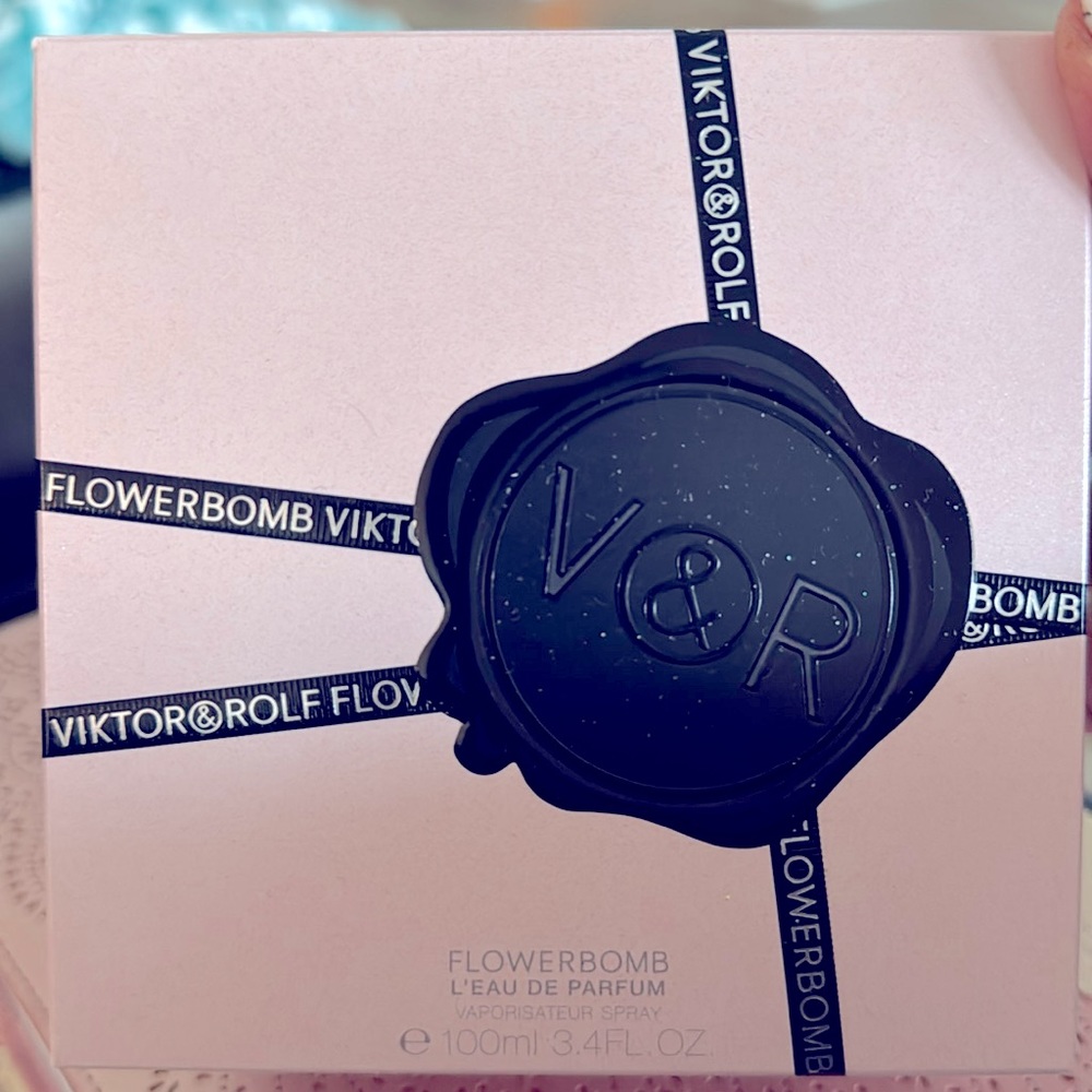 VIKTOR&ROLF L’EAU DE PARFUM